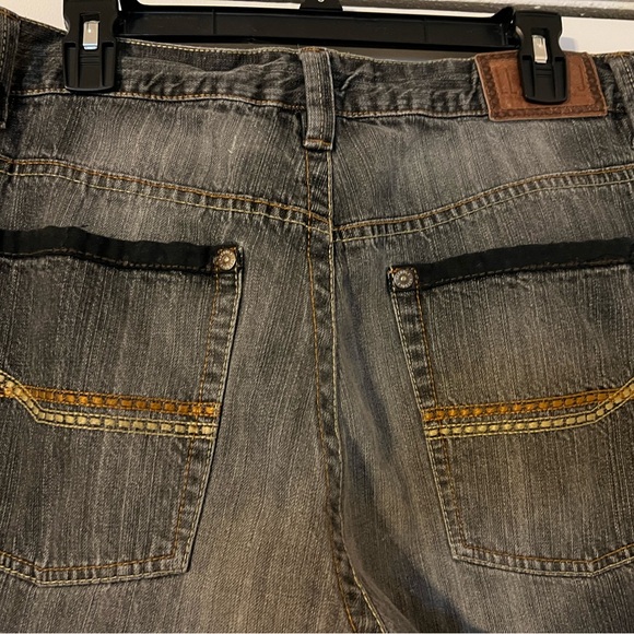 Gently Worn Men’s LL Cool J Denim Jeans - Picture 10 of 16